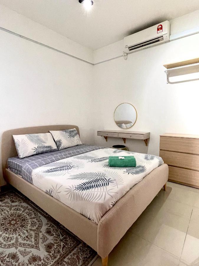 Apartment In Ladang Tok Pelam Kuala Terengganu Exterior foto