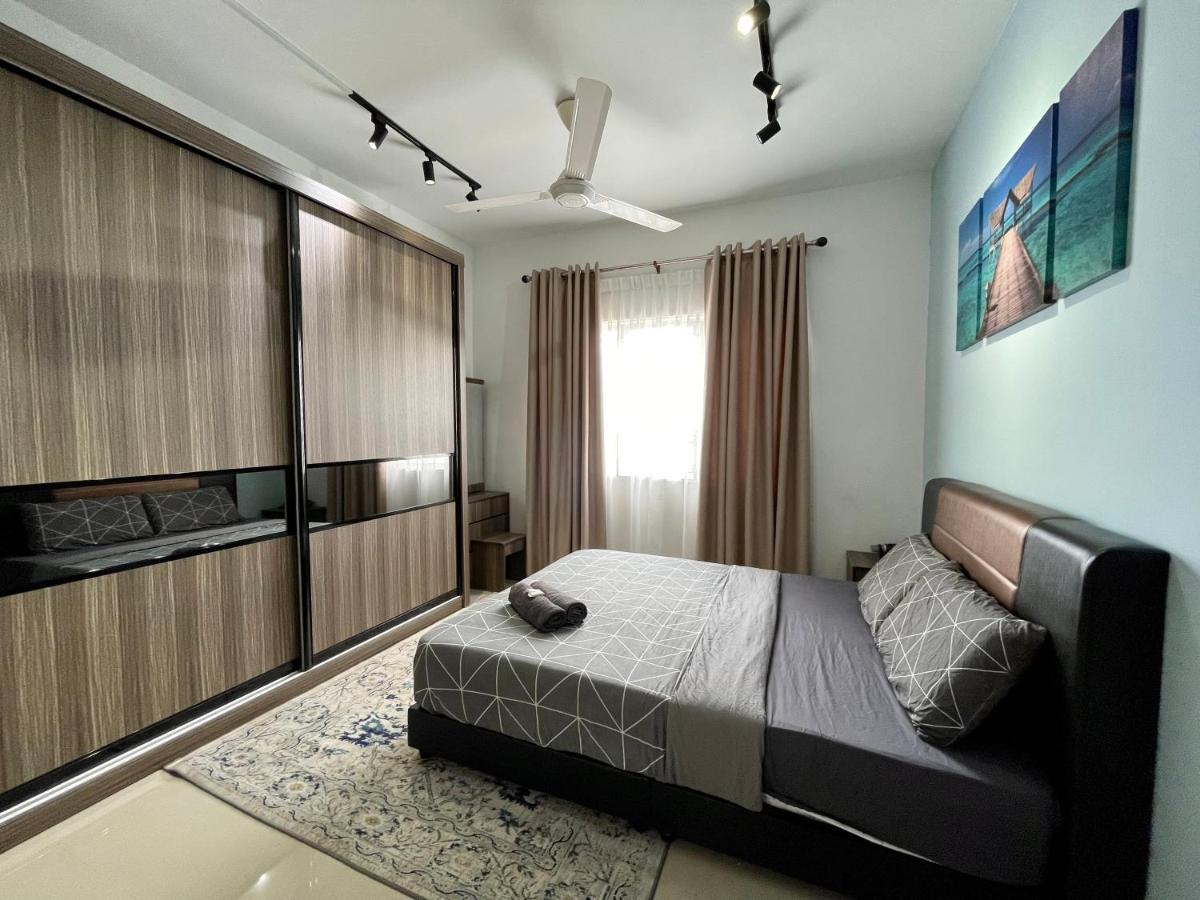 Apartment In Ladang Tok Pelam Kuala Terengganu Exterior foto